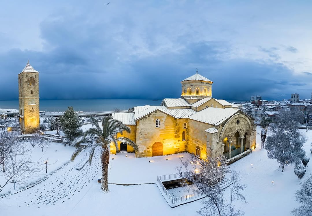Ayasofya Camii'ni Görün: