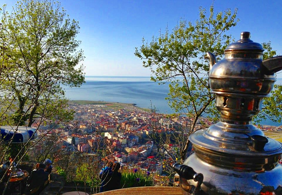 Boztepe'de Çay Keyfi: